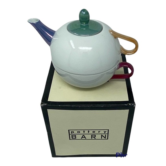 Pottery Barn Kitchen Pottery Barn Made In Japan White Gold Color